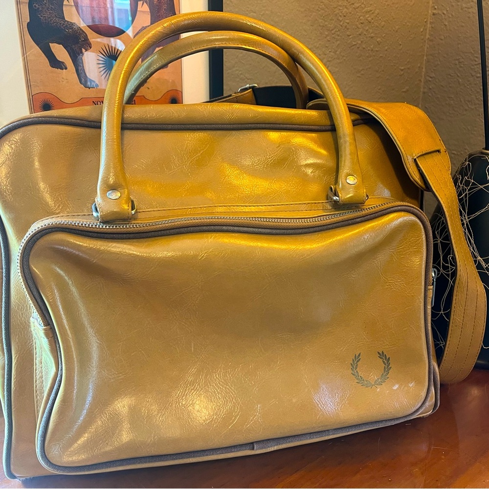 Fred Perry Tan Brown Shoulder Weekender Travel Bag